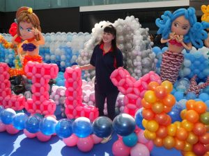 balloons-tunnel-77